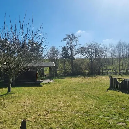 Kompassqualle Nyaraló